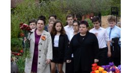 На Перловском кладбтще